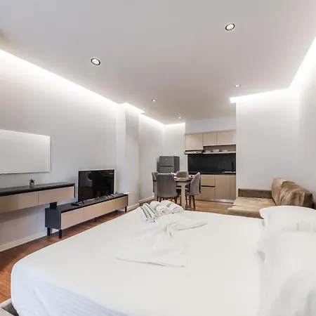 Sr Appartamento Golem (Tirana)